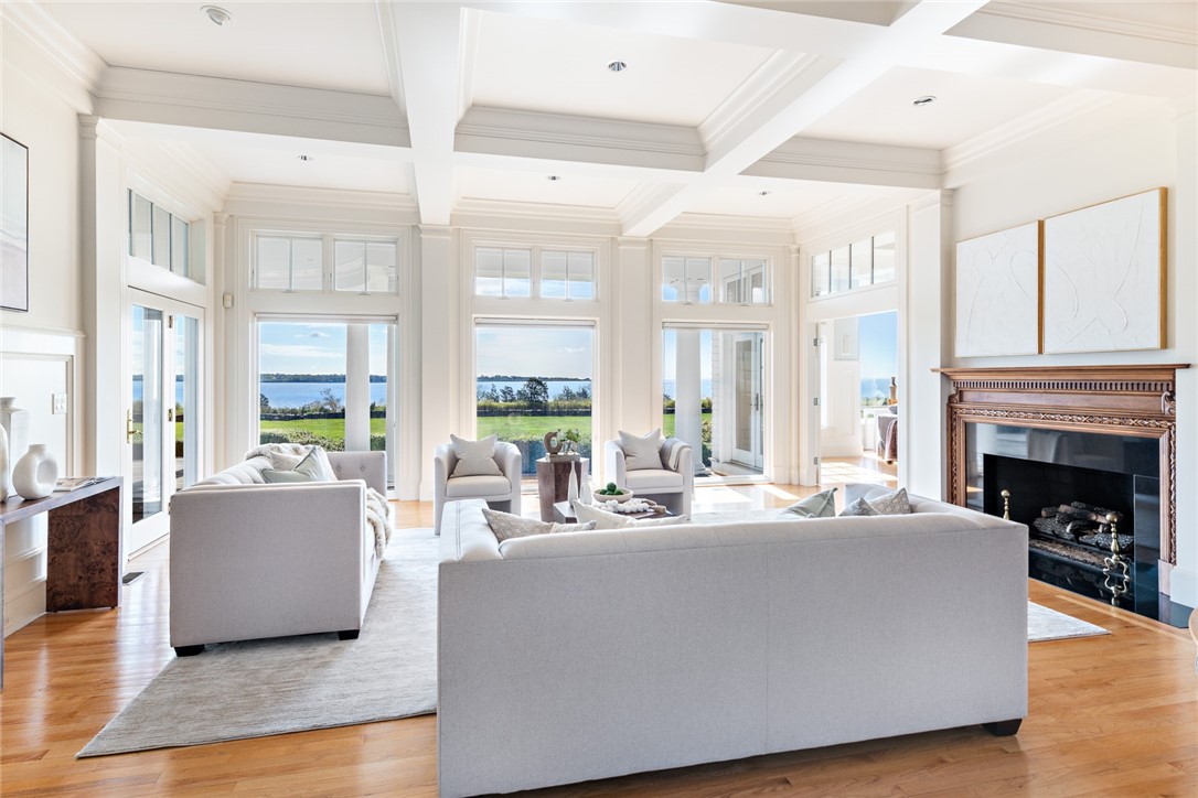 597 Beavertail Road Jamestown, RI 02835 - Photo 14 of 35