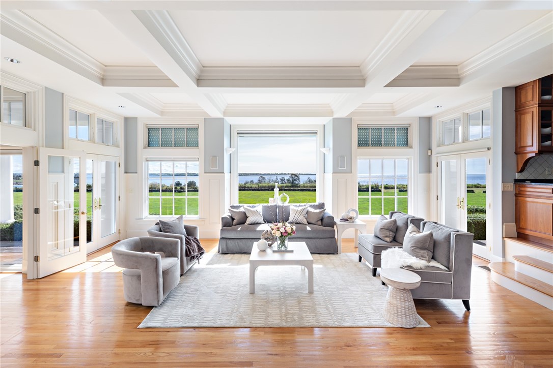 597 Beavertail Road Jamestown, RI 02835 - Photo 10 of 35