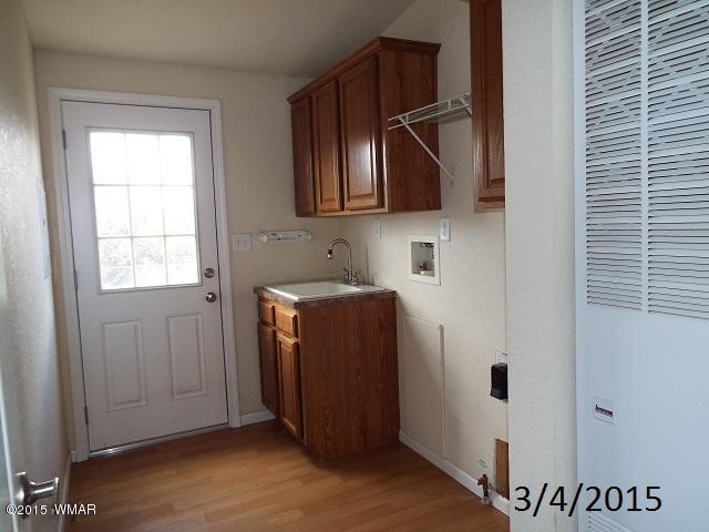 7916 Rancho Road Show Low, AZ 85901 - Photo 4 of 11