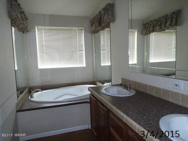 7916 Rancho Road Show Low, AZ 85901 - Photo 8 of 11