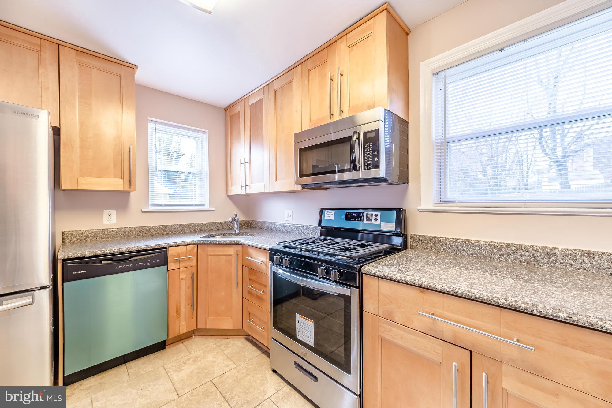 10806 Jewett Street Silver Spring, MD 20902 - Photo 7 of 27 Kitchen