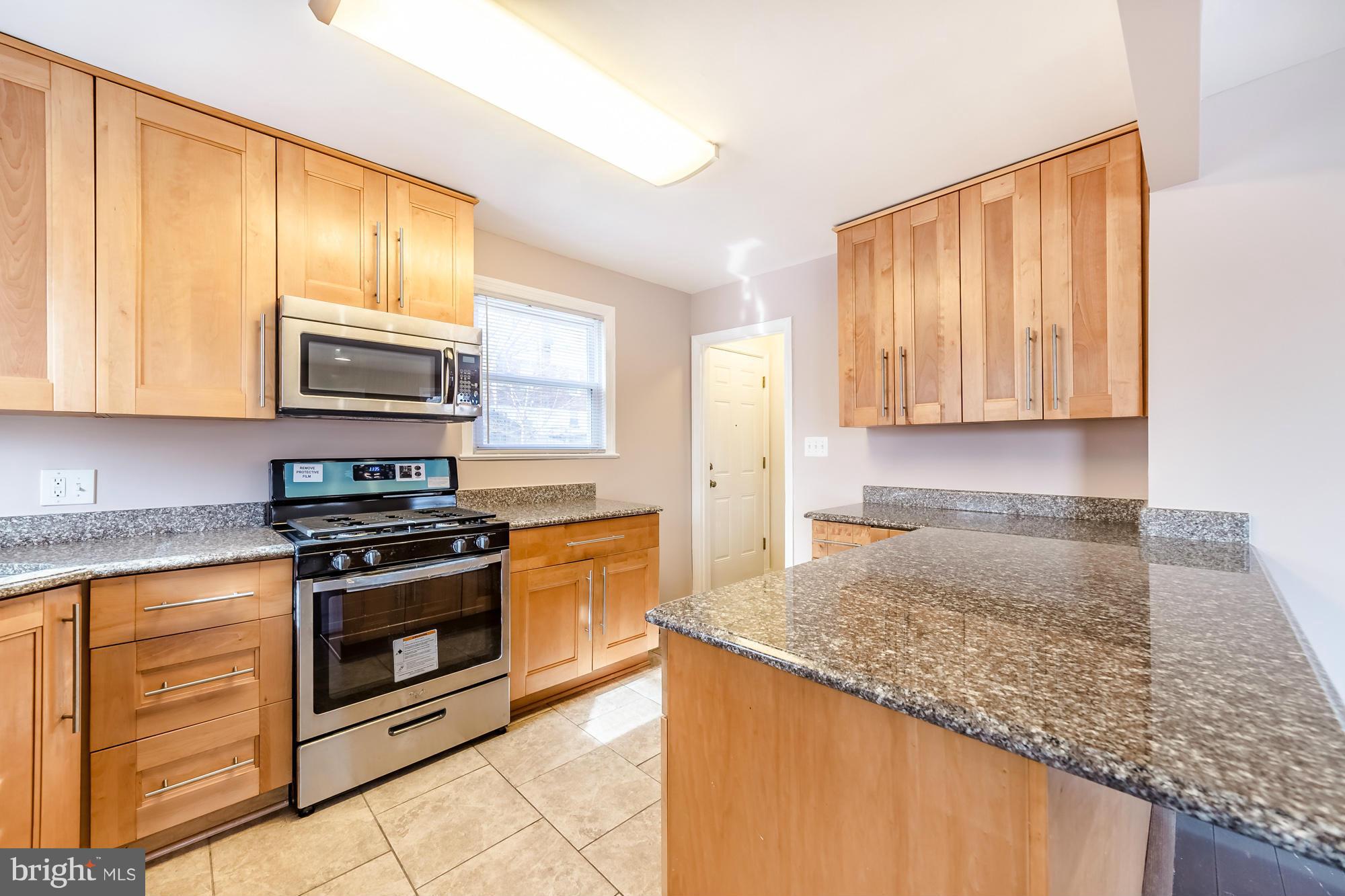 10806 Jewett Street Silver Spring, MD 20902 - Photo 8 of 27 Kitchen