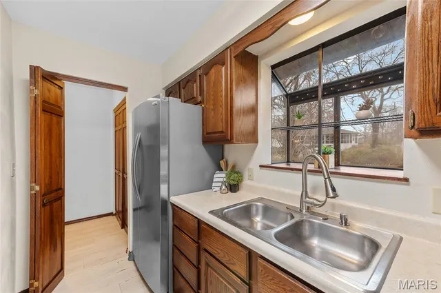 $170,000 | 5 Parkridge, Belleville, IL 62226