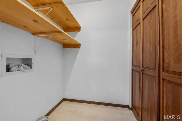 $170,000 | 5 Parkridge, Belleville, IL 62226