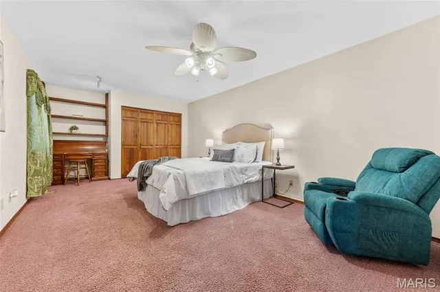 $170,000 | 5 Parkridge, Belleville, IL 62226