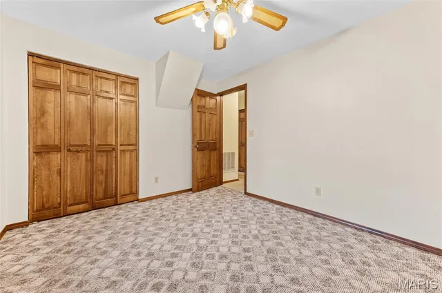 $170,000 | 5 Parkridge, Belleville, IL 62226