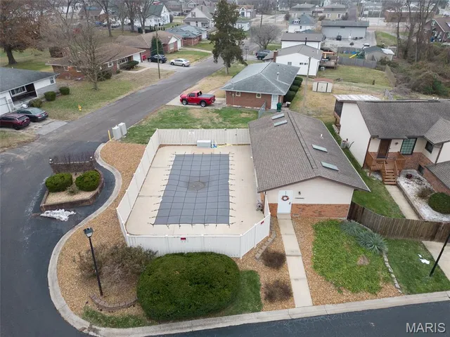 $170,000 | 5 Parkridge, Belleville, IL 62226