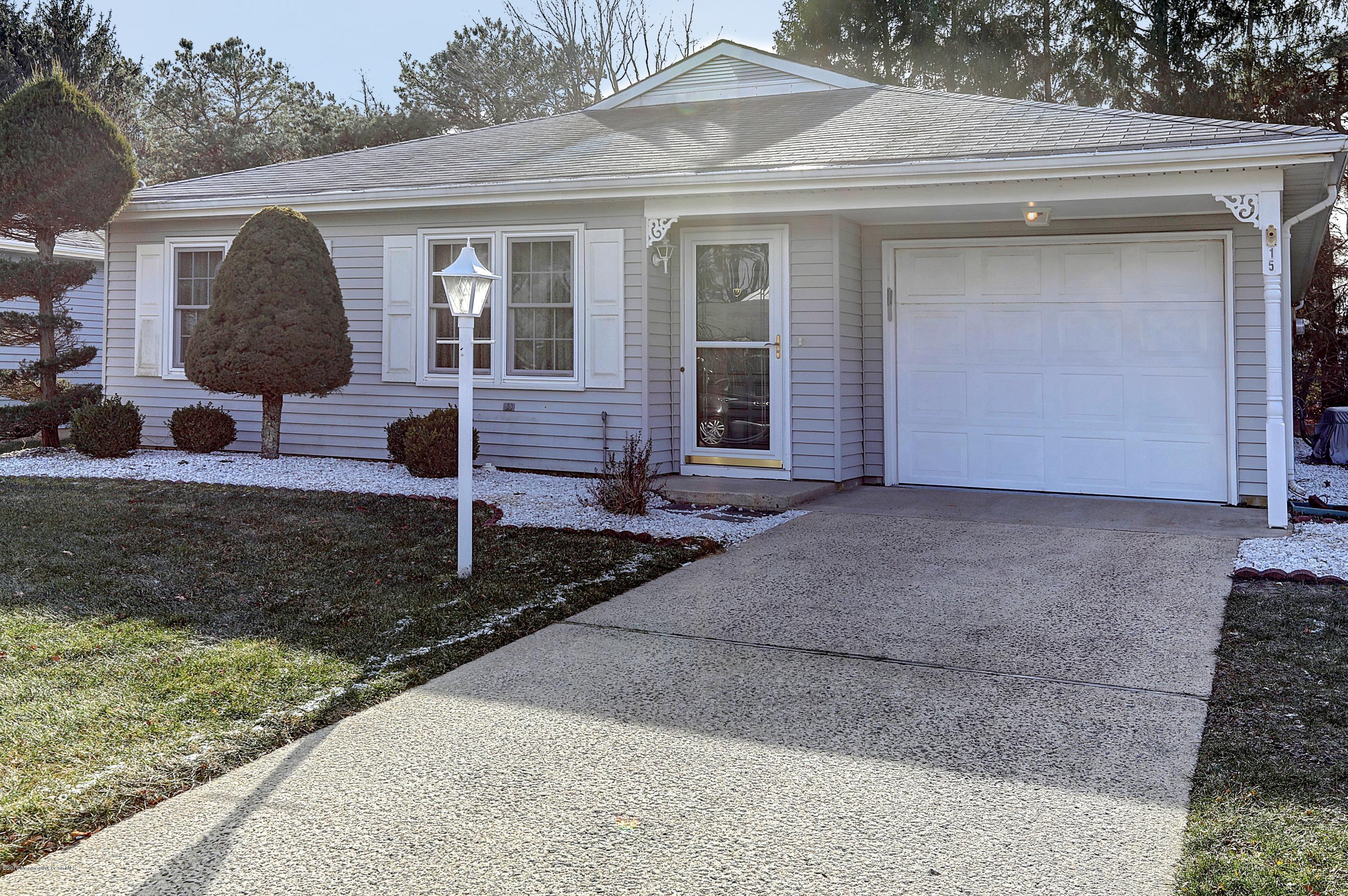 15 Abbey Road Brick, NJ 08723 - Photo 1 of 27 Spacious Ranch