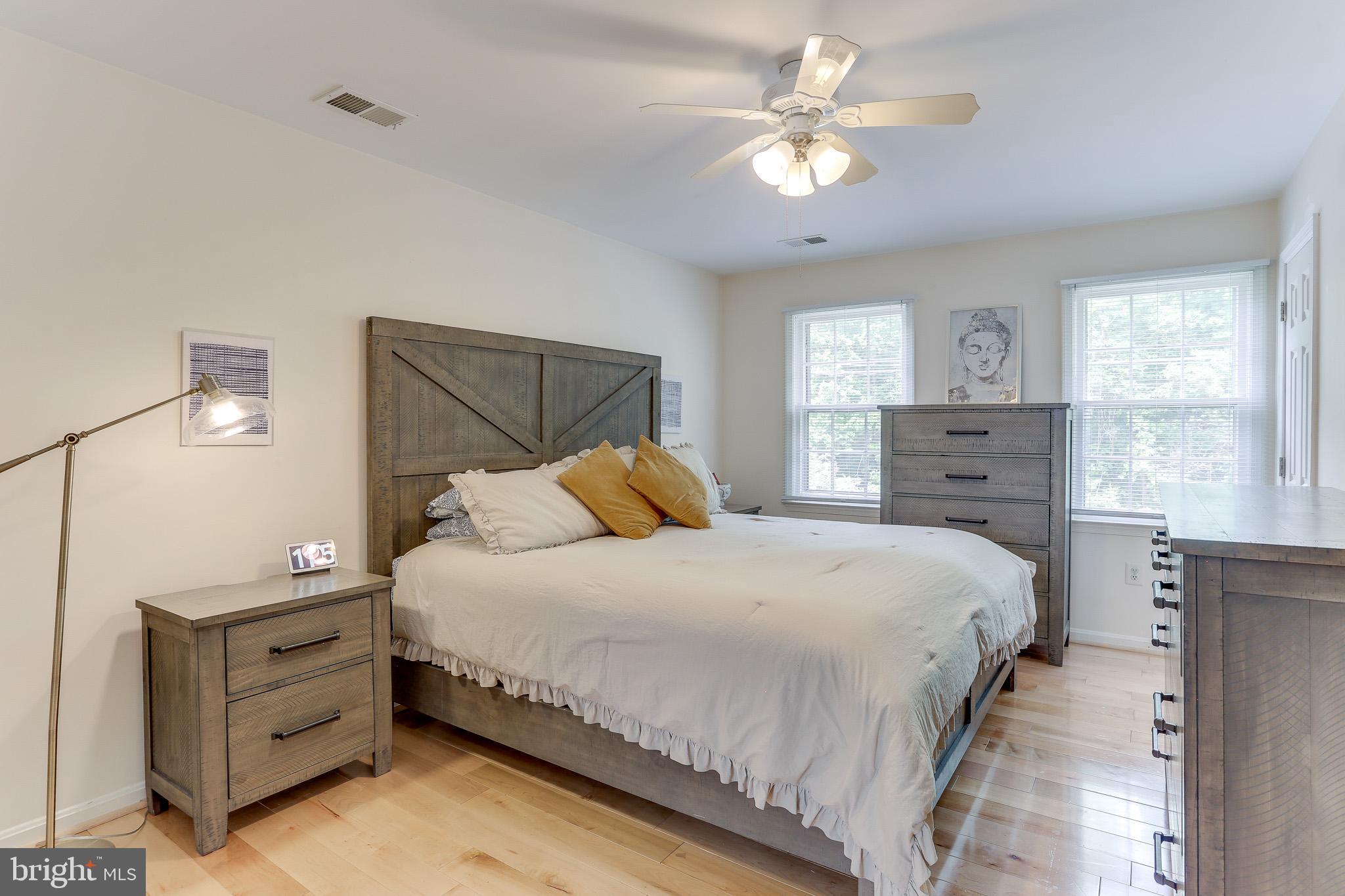 4011 Hummer Road Annandale, VA 22003 - Photo 20 of 56 Owner's suite