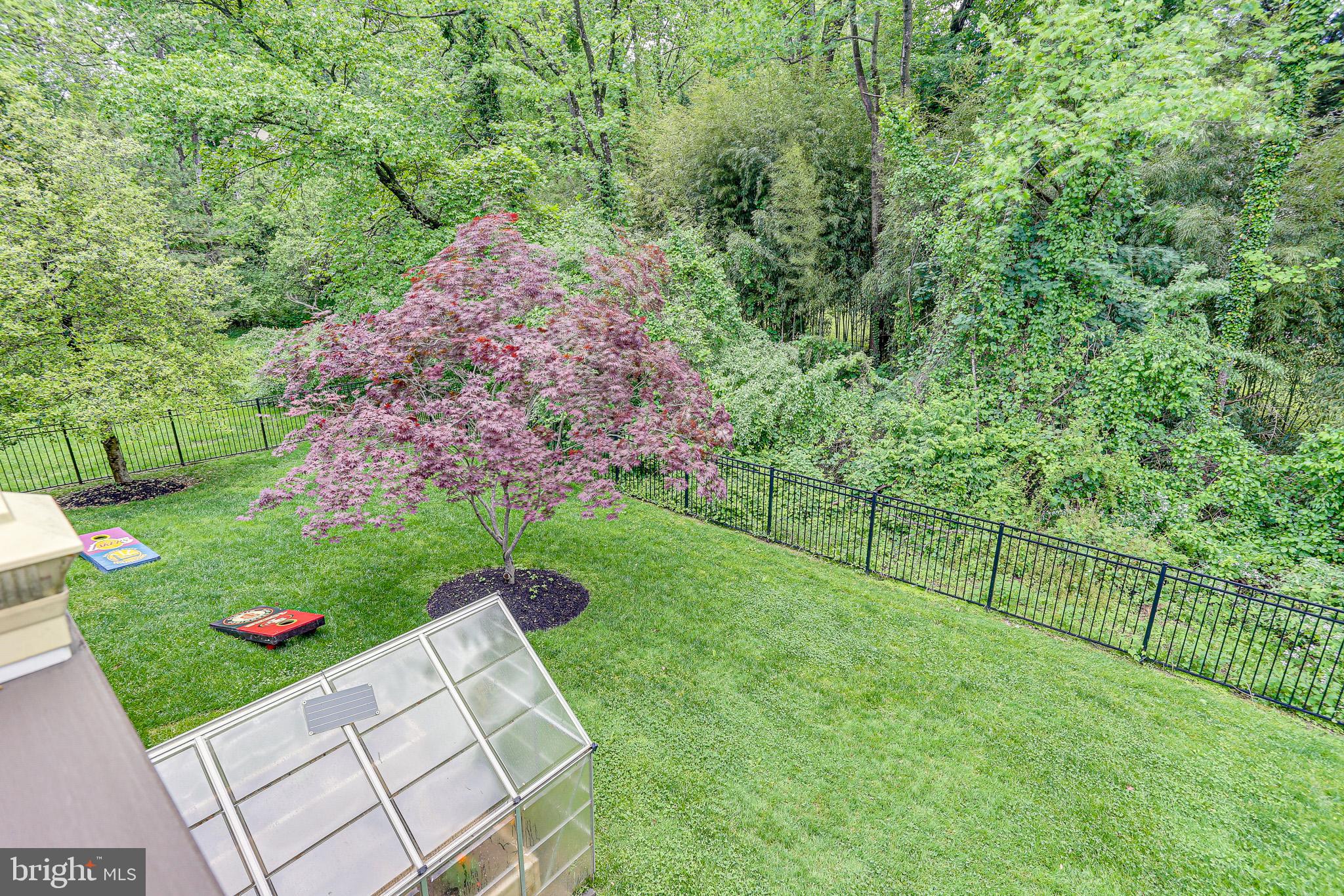 4011 Hummer Road Annandale, VA 22003 - Photo 47 of 56 Overview of fenced yard