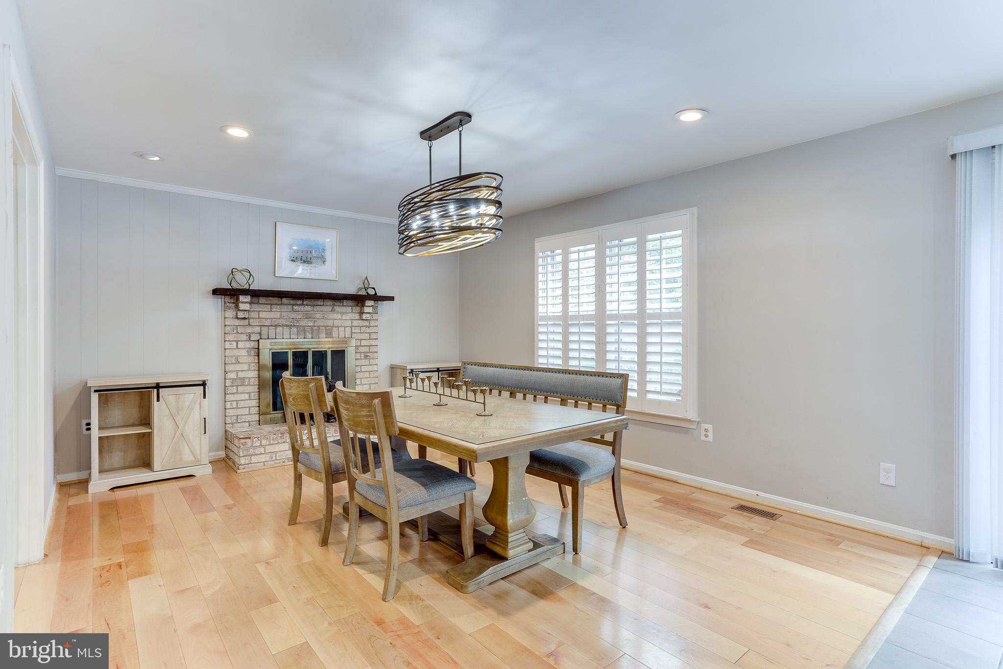 4011 Hummer Road Annandale, VA 22003 - Photo 8 of 56 Wood-burning fireplace & recessed lights