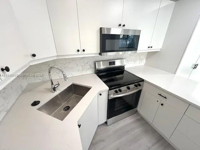 $2,800 | 2645 Southeast 1st Court, Unit 4, Pompano Beach, FL 33062