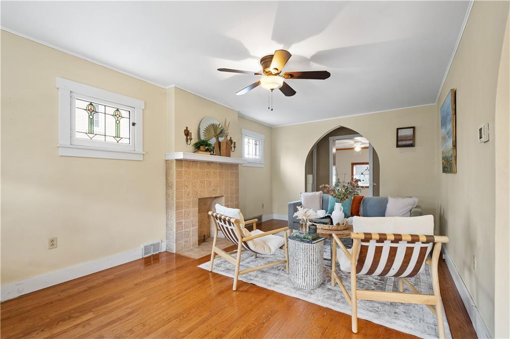 3140 Willett Road Pittsburgh, PA 15227 - Photo 5 of 29 Gallery Image 5