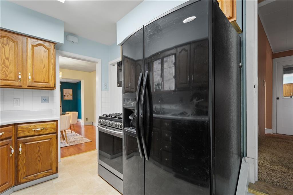3140 Willett Road Pittsburgh, PA 15227 - Photo 8 of 29 Gallery Image 8