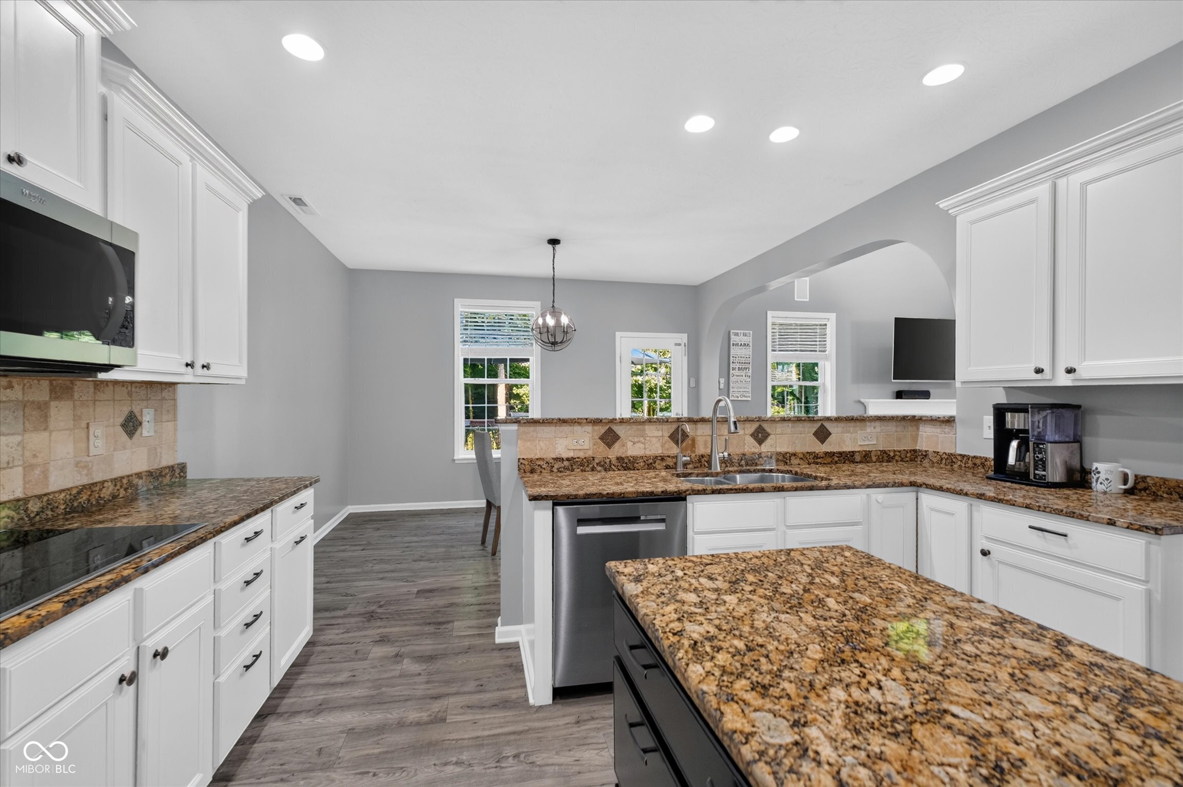 12160 Wolverton Way Fishers, IN 46037 - Photo 18 of 47