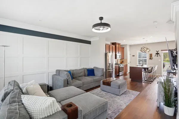 $389,900 | 806 Foxleigh Way, Middle River, MD 21220