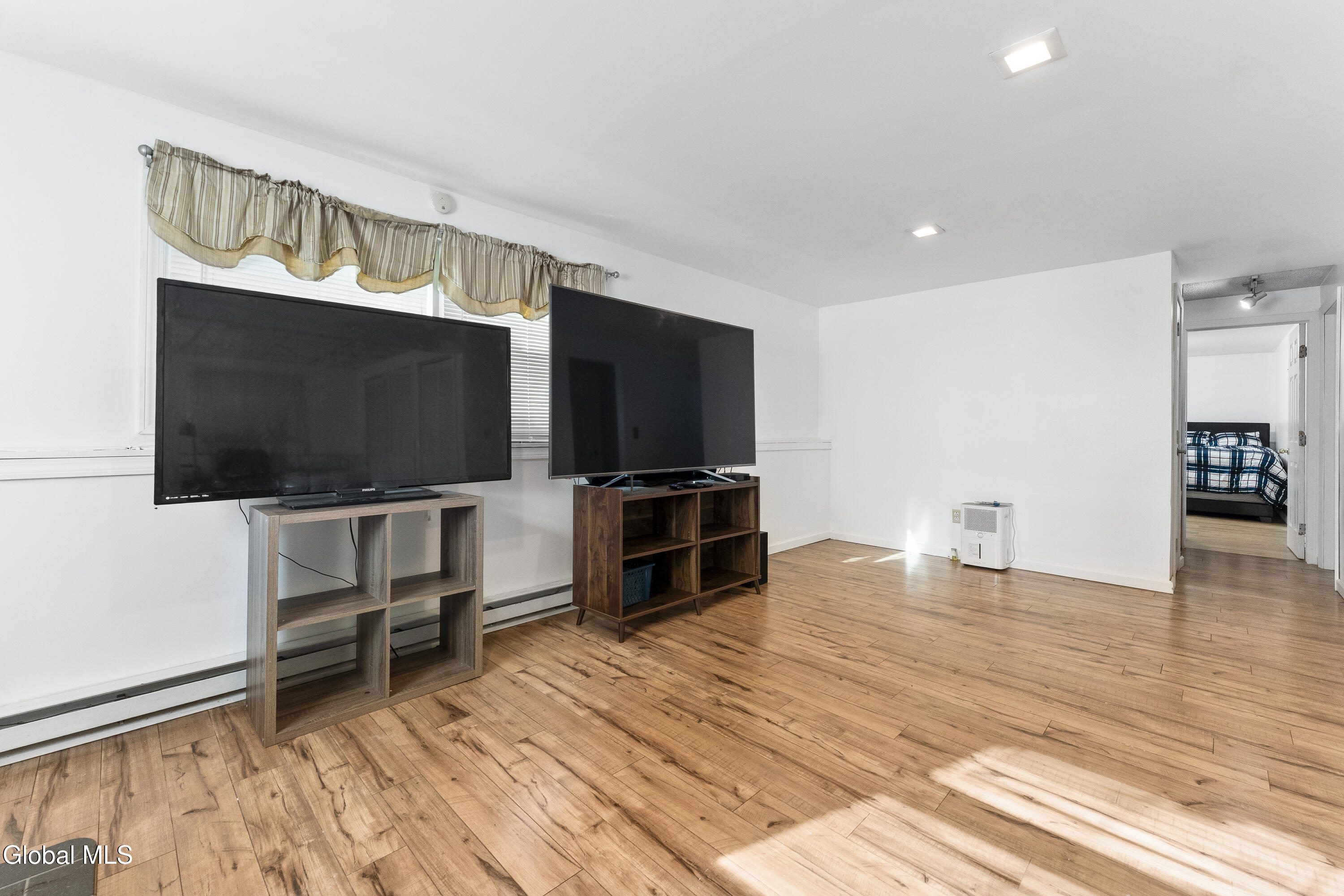 8 Amy Lane Queensbury, NY 12804 - Photo 20 of 27 DOD07100