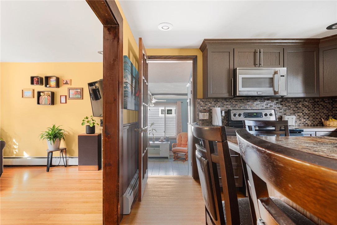 416 Budlong Road Cranston, RI 02920 - Photo 31 of 47