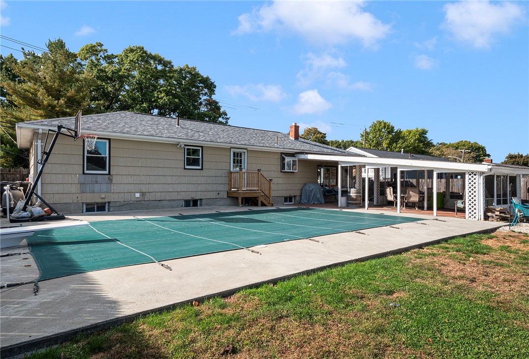 416 Budlong Road Cranston, RI 02920 - Photo 41 of 47