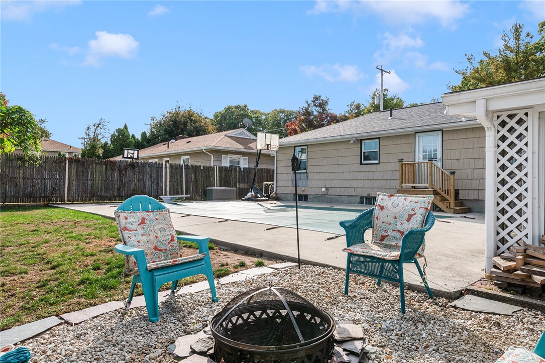 416 Budlong Road Cranston, RI 02920 - Photo 42 of 47