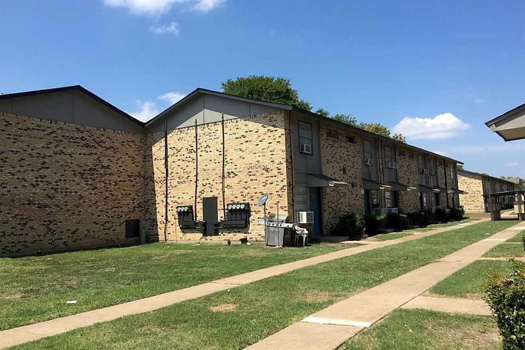 1341 North Jim Miller Road, Unit 121 Dallas, TX 75217 - Photo 16 of 19 Discount 200 Off from Rent