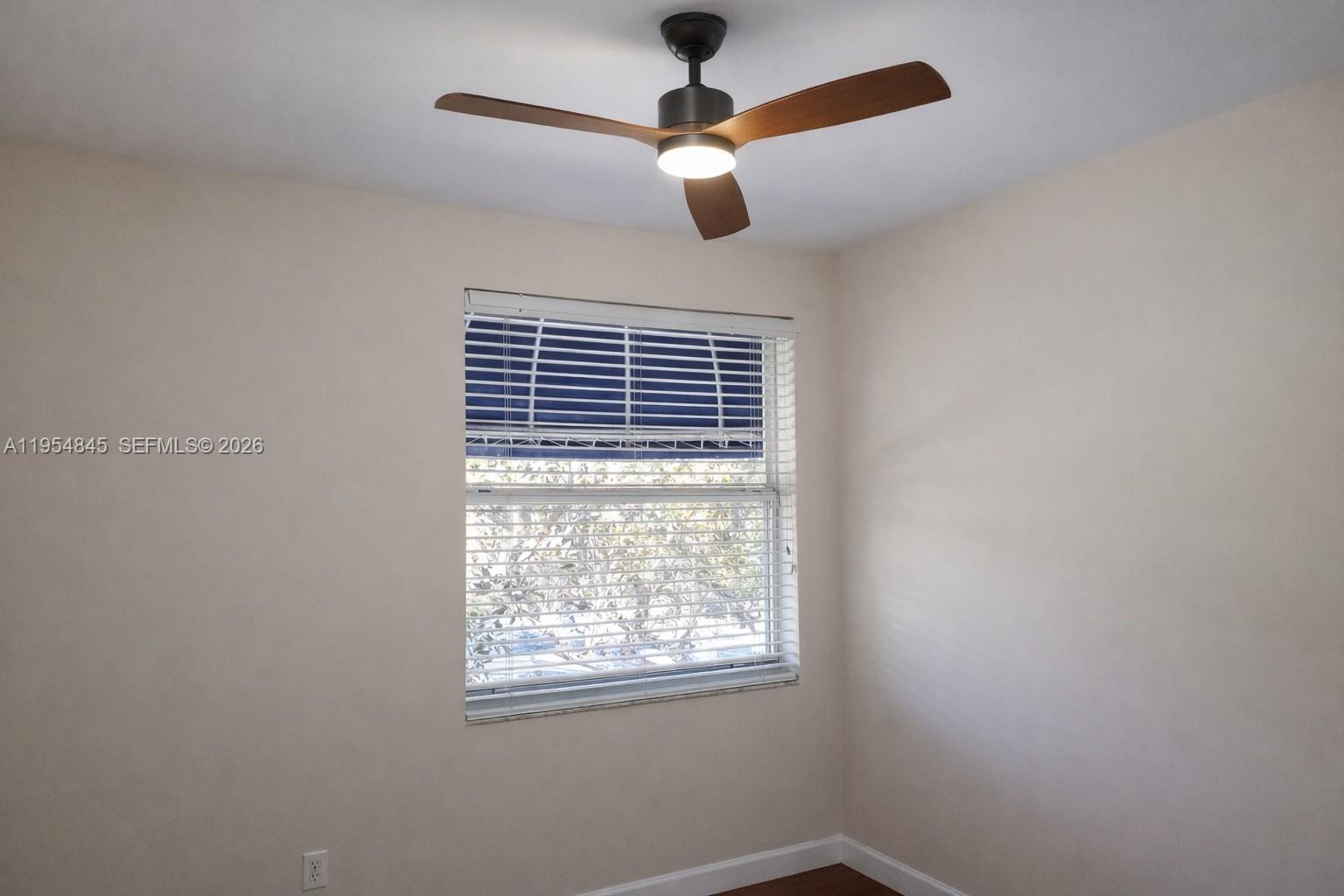 561 Racquet Club Road, Unit 24 Weston, FL 33326 - Photo 13 of 24