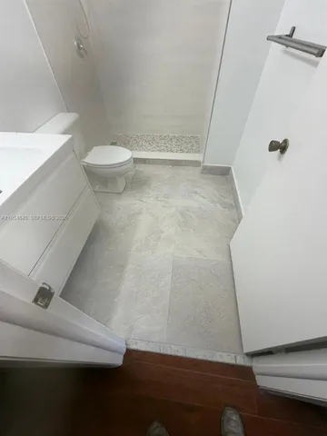 $3,050 | 561 Racquet Club Road, Unit 24, Weston, FL 33326