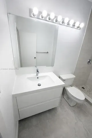 $3,050 | 561 Racquet Club Road, Unit 24, Weston, FL 33326