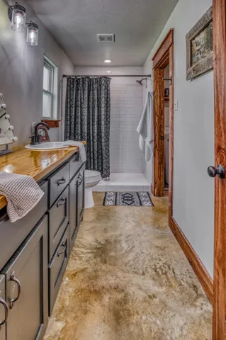 $599,000 | 14125 County Road 164, Iola, TX 77861