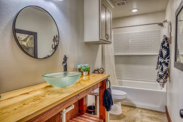 $599,000 | 14125 County Road 164, Iola, TX 77861