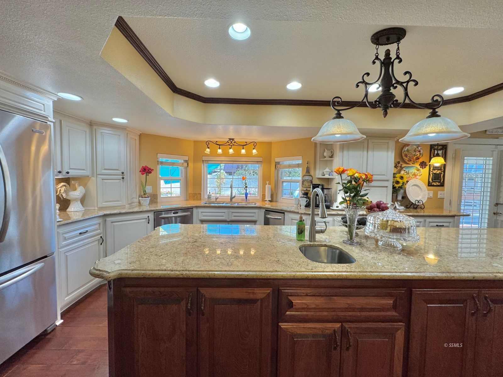948 West Vicki Avenue Ridgecrest, CA 93555 - Photo 11 of 50