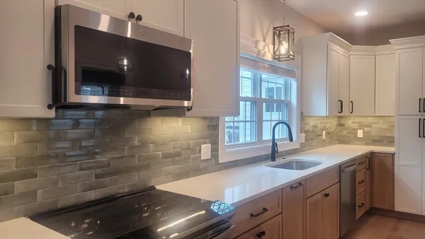 $4,600 | 29 Amaranth Avenue, Unit 1, Medford, MA 02155