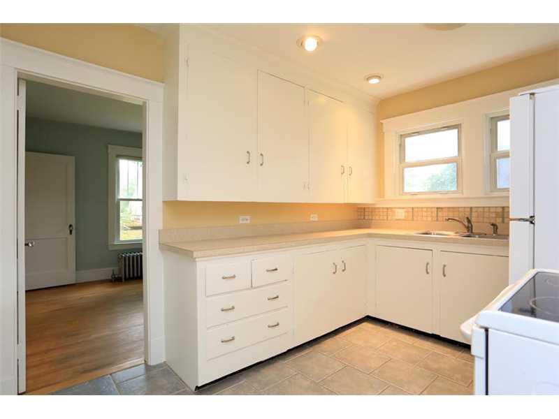 31 Devon Street Portland, ME 04102 - Photo 12 of 25 Kitchen.