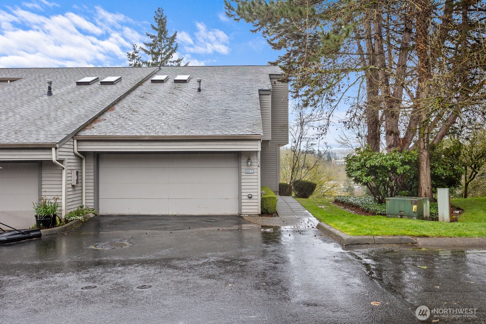 7250 Northeast Old Redmond Road, Unit F124 Redmond, WA 98052 - Photo 1 of 40 Gallery Image 1