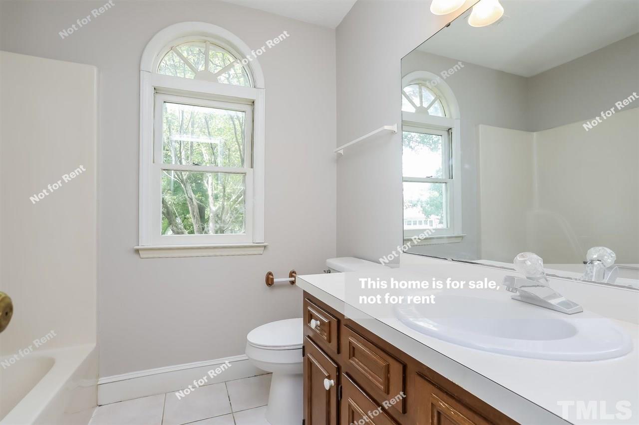1900 Carthage Circle Raleigh, NC 27604 - Photo 22 of 27