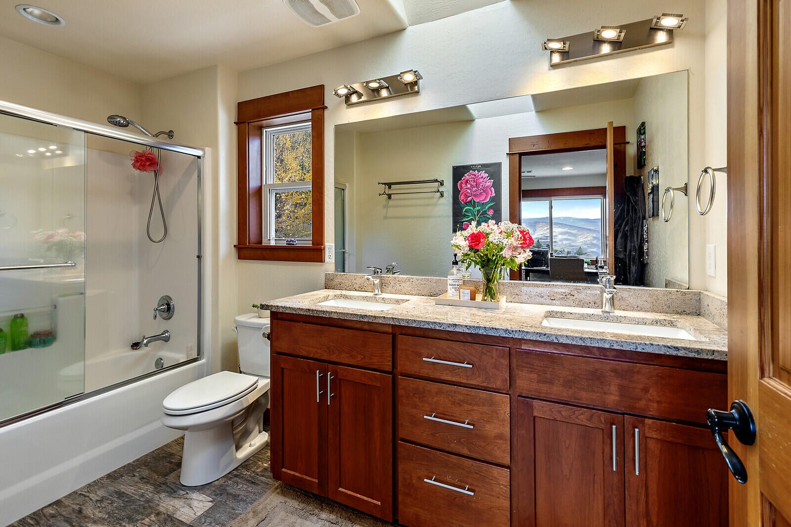 1764 Ashland Mine Road Ashland, OR 97520 - Photo 56 of 95 82_AMR_82_mls