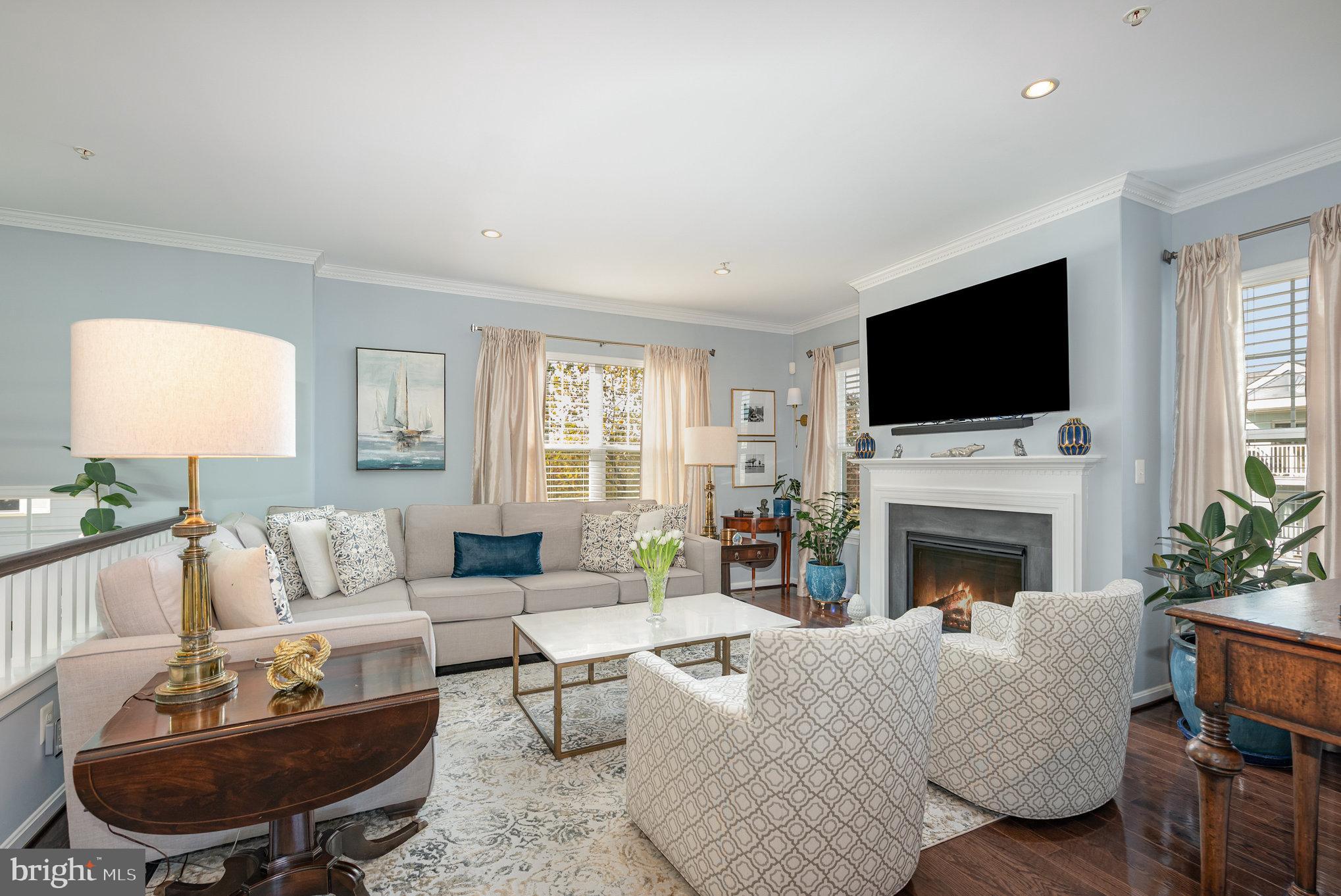 2069 Case Road Baltimore, MD 21222 - Photo 5 of 50 Living Room