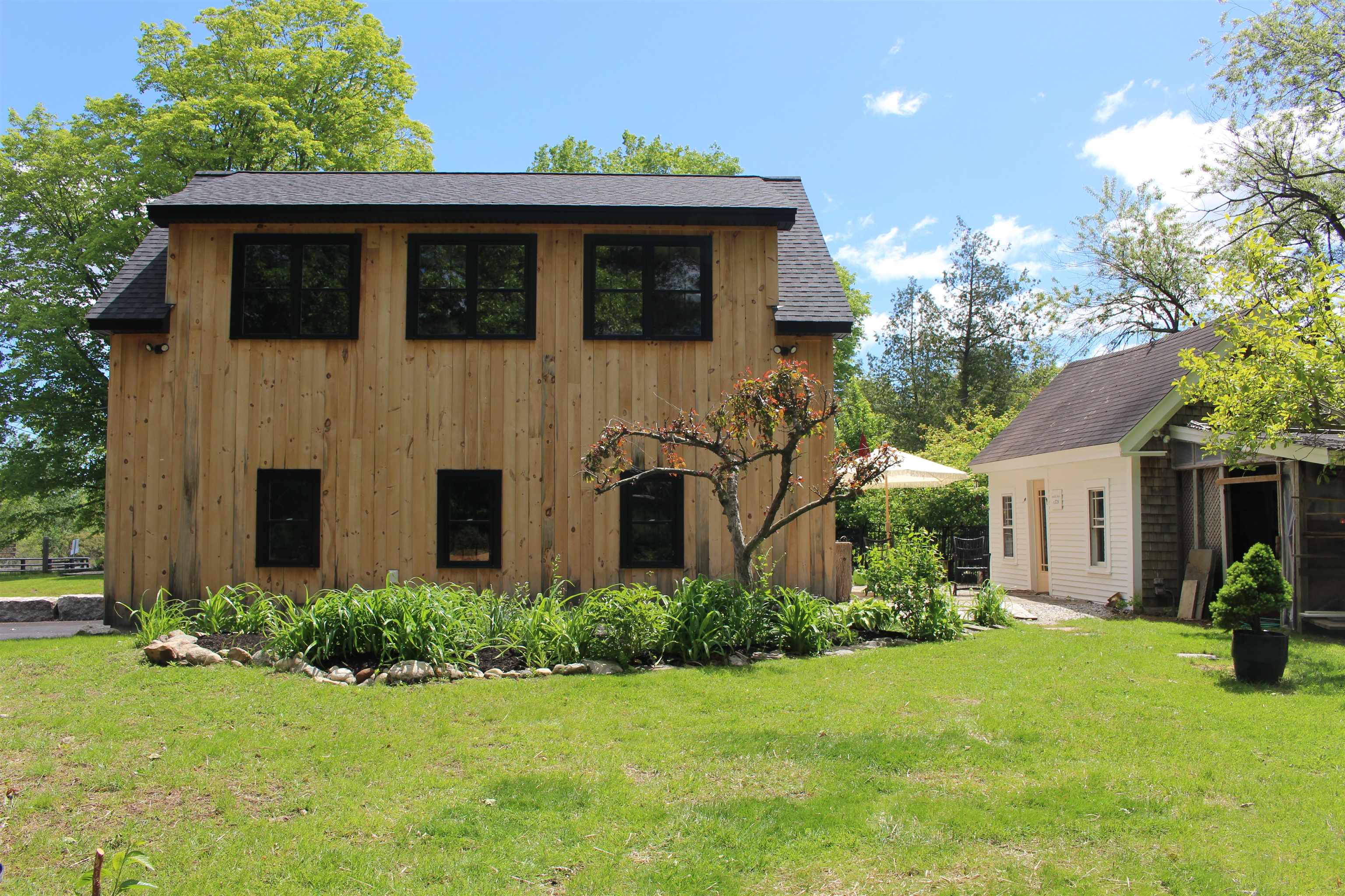 85 College Road Stratham, NH 03885 - Photo 10 of 59