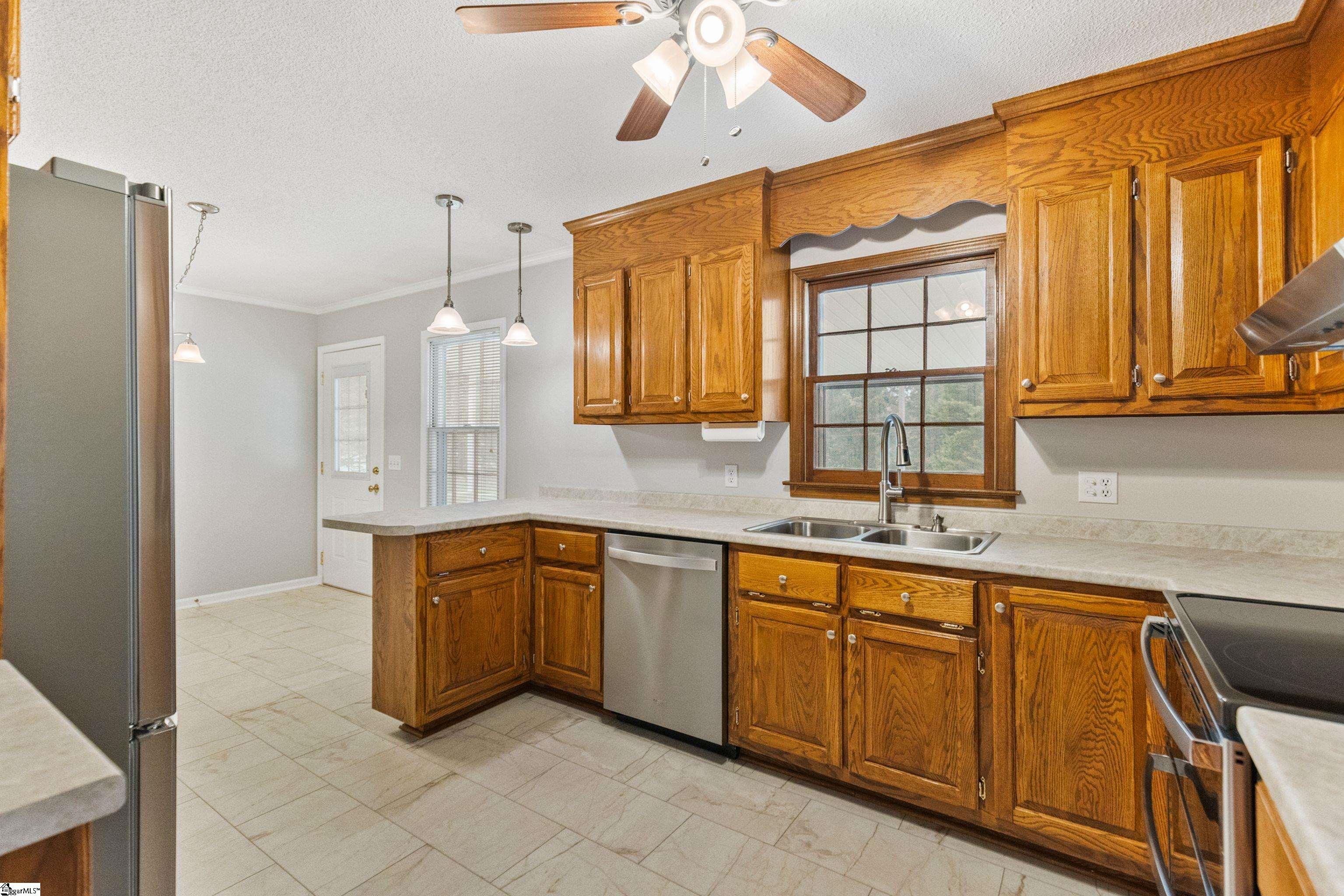 311 Zion Church Road Easley, SC 29642 - Photo 13 of 49 Gallery Image 13