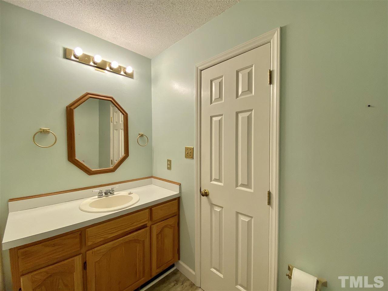 140 Renwick Court Raleigh, NC 27615 - Photo 18 of 26