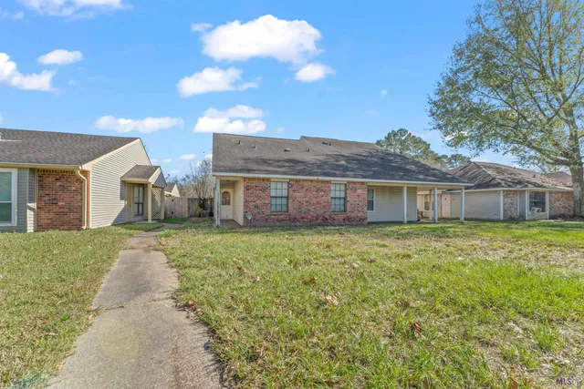 $125,000 | 5140 West Hunters Chapel Court, St. George, LA 70817