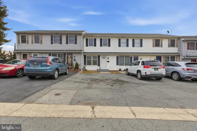 $249,999 | 11 East 42nd Street, Wilmington, DE 19802