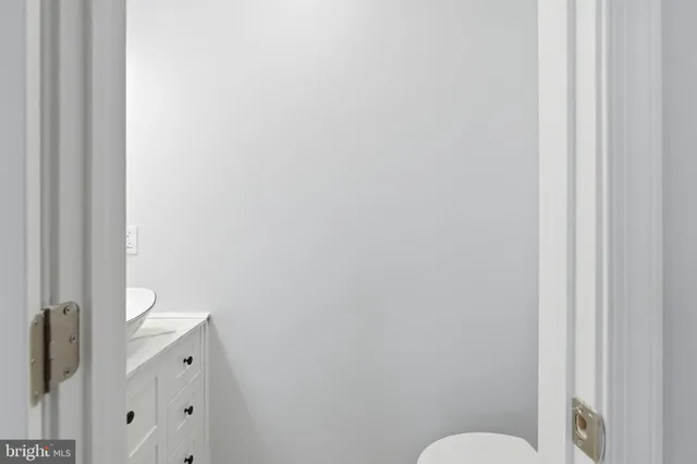 $249,999 | 11 East 42nd Street, Wilmington, DE 19802