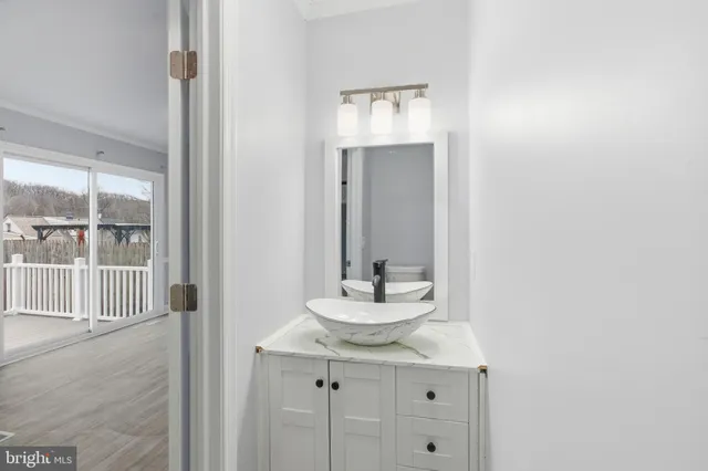 $249,999 | 11 East 42nd Street, Wilmington, DE 19802