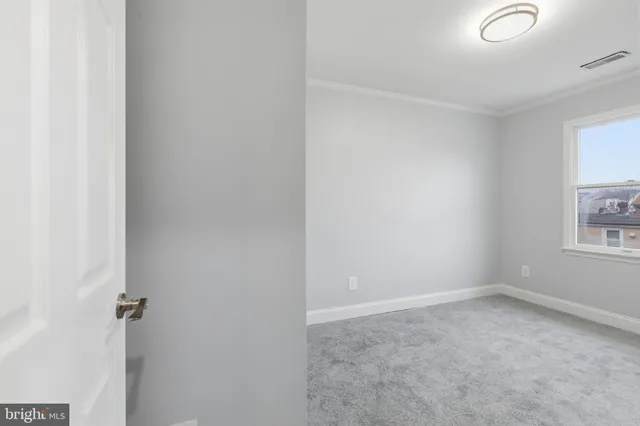 $249,999 | 11 East 42nd Street, Wilmington, DE 19802