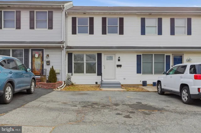 $249,999 | 11 East 42nd Street, Wilmington, DE 19802