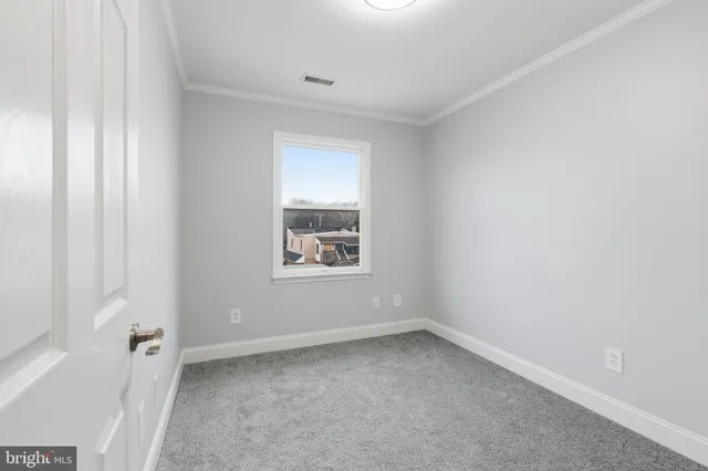 $249,999 | 11 East 42nd Street, Wilmington, DE 19802