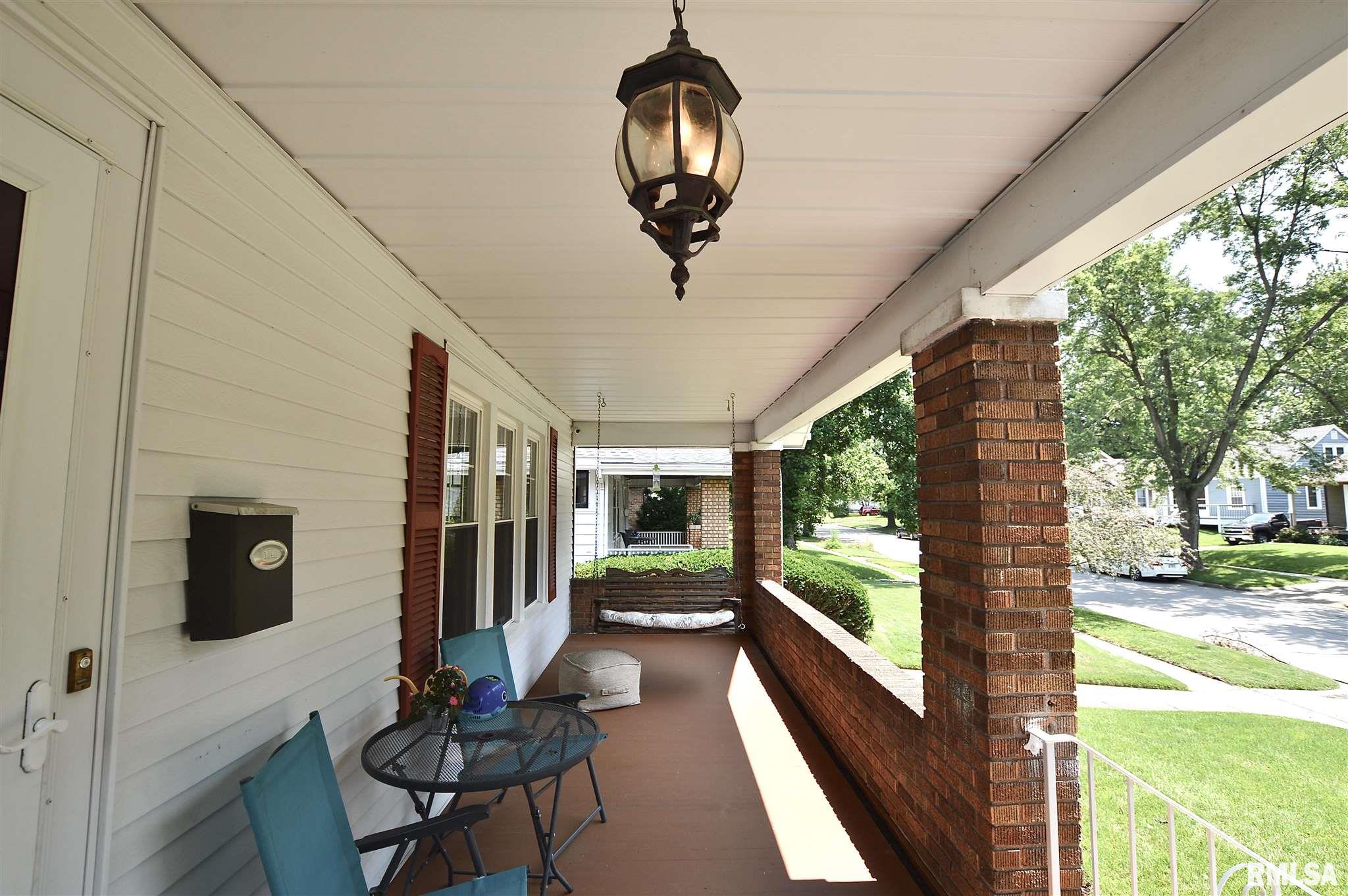 1545 West Cook Street Springfield, IL 62704 - Photo 8 of 45 Gallery Image 8