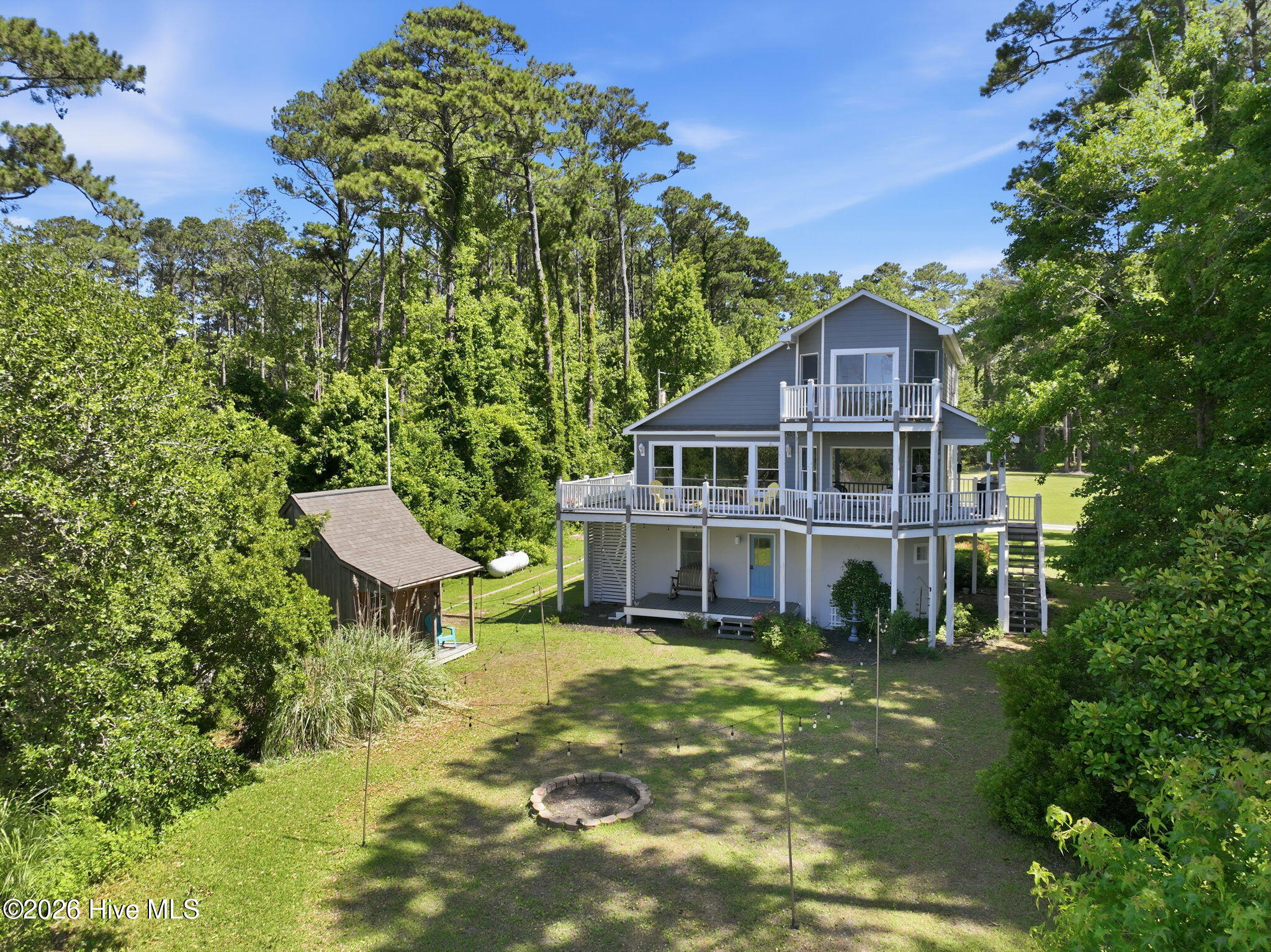 174 Windy Point Road Beaufort, NC 28516 - Photo 7 of 62