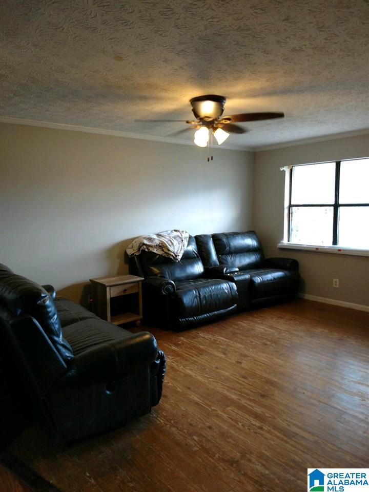 1081 Buckelew Bridge Road Anniston, AL 36207 - Photo 7 of 29